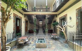 Milo Collection Hotel